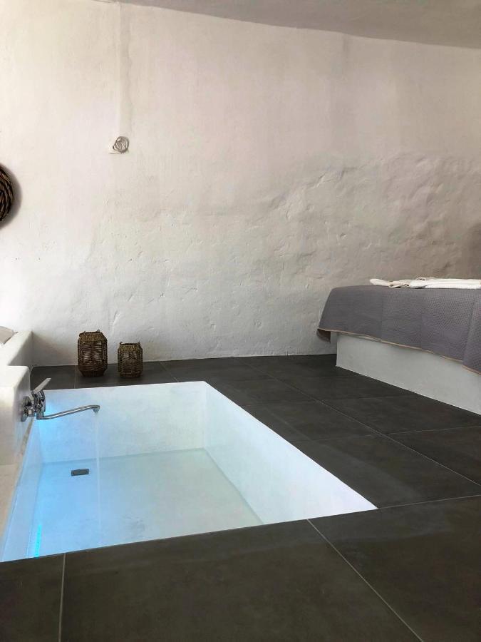 Agia Kiriaki Beach  Aqua Bay Agia Kyriaki Bed & Breakfast エクステリア 写真